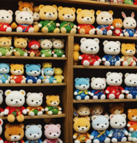 Peluches kawaii et souvenirs colorés à créer dans le Kansai